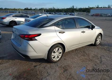 2024 Nissan Versa 1.6 S z USA, uszkodzony, nr VIN 3N1CN8DV7RL868907